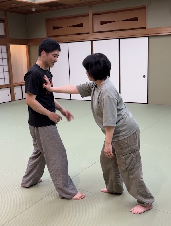 押す練習